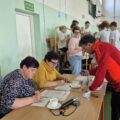 Na zdjęciu jury podczas zapisywania czasów poszczególnych konkurencji.