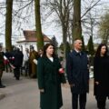 Na zdjęciu delegacja składająca się z wójta gminy Janusza Frąckowiaka, przewodniczącej rady Moniki Maćkowiak oraz radnej powiatu Patrycji Pabich.