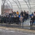 Na fotografii mieszkańcy Bucza i okolic, którzy przybyli na wydarzenie. Wszyscy siedzą na trybunach.