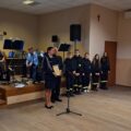Na zdjęciu druhna Mirosława Wojciechowska przemawia podczas wydarzenia.