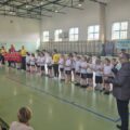 Grupowe zdjęcie drużyn.