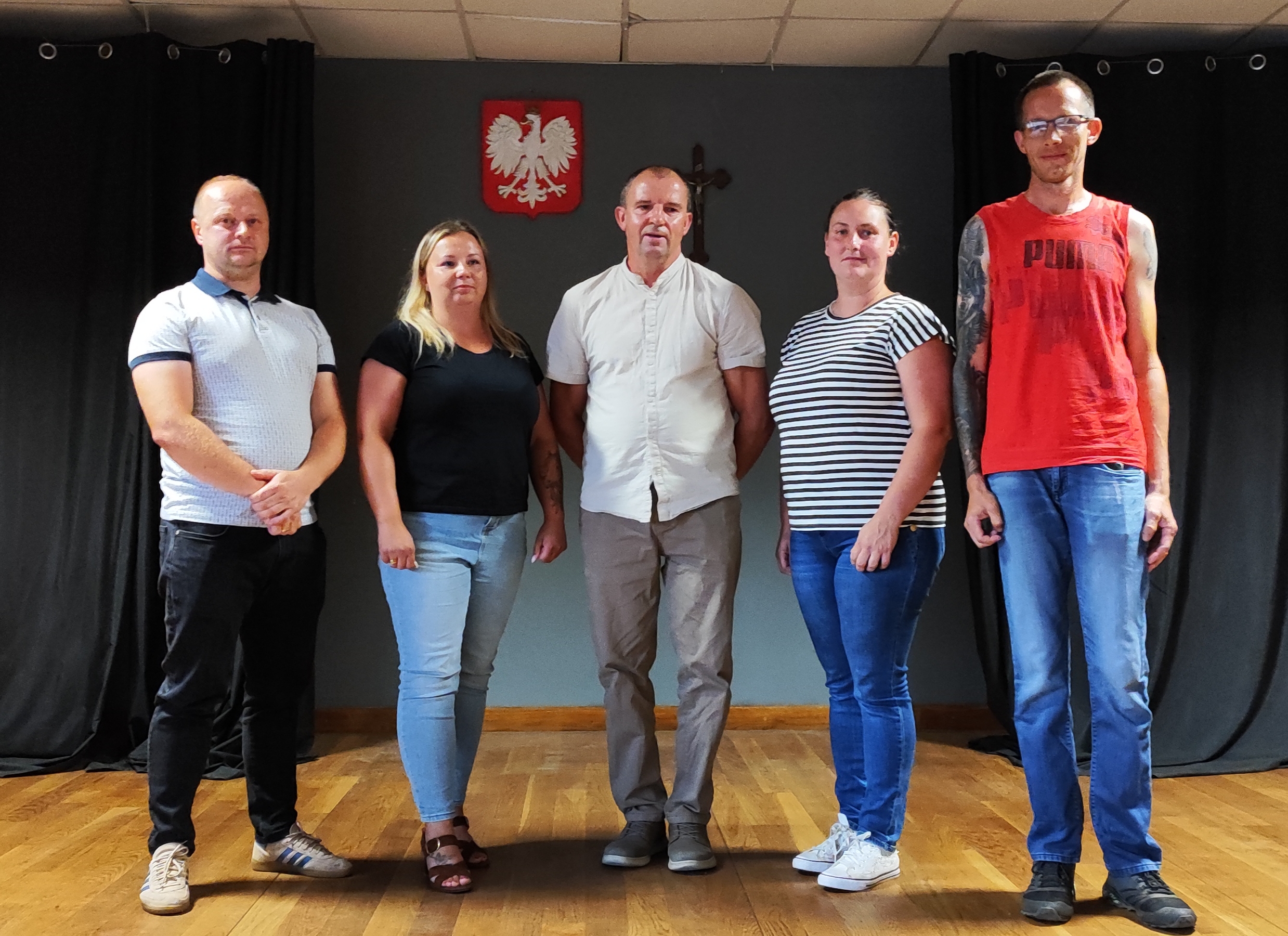 Grupowe zdjęcie rady sołeckiej.